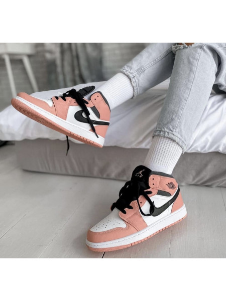 Nike Air Jordan 1