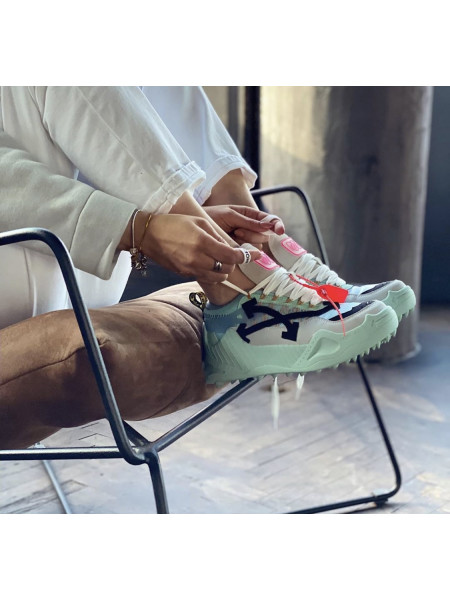 OFF-WHITE ODSY-1000
