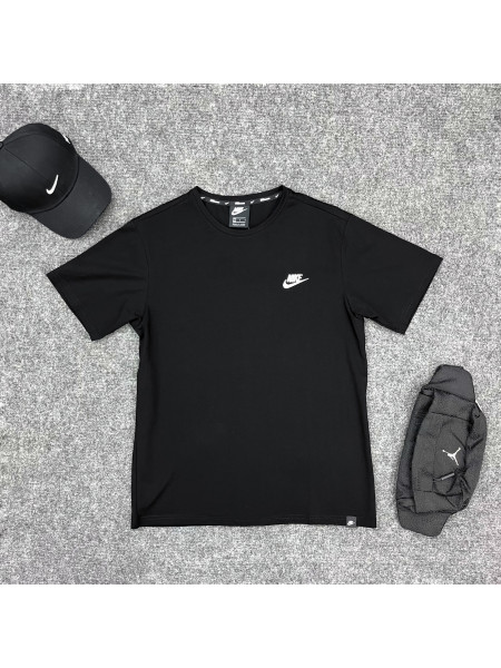 Футболка Nike
