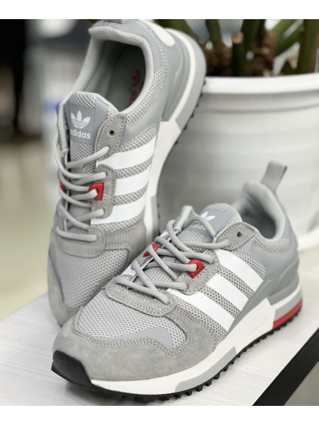 Adidas ZX 700